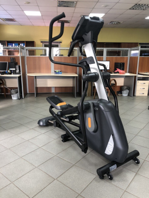 Эллиптический тренажер Aerofit ENCORE ECE5